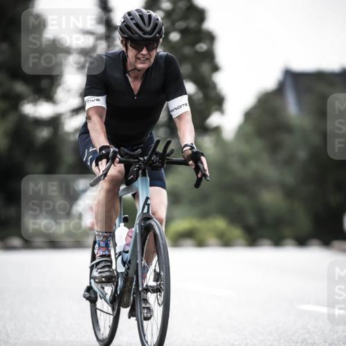 21.06.2026 - 29. Vierlanden-Triathlon H.Heesch http://msf.ph/oto/9912492 21.06.2026 09:55:35 Radfahren 142, 177, 184, 235, 252 meine-sportfotos.de