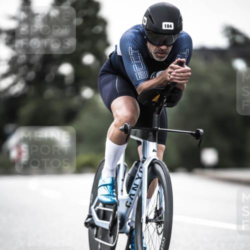 21.06.2026 - 29. Vierlanden-Triathlon H.Heesch http://msf.ph/oto/9912506 21.06.2026 09:55:38 Radfahren 142, 177, 184, 252 meine-sportfotos.de