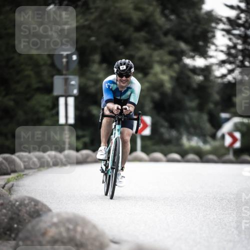 21.06.2026 - 29. Vierlanden-Triathlon H.Heesch http://msf.ph/oto/9912515 21.06.2026 09:56:13 Radfahren 57 meine-sportfotos.de