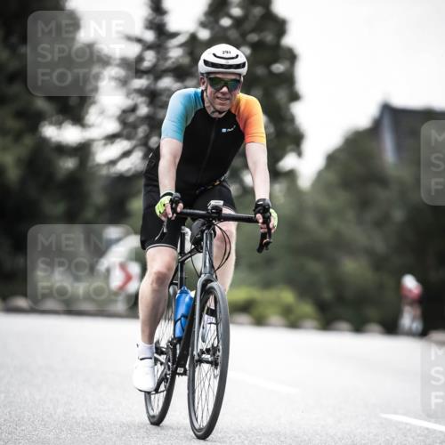 21.06.2026 - 29. Vierlanden-Triathlon H.Heesch http://msf.ph/oto/9912559 21.06.2026 09:56:34 Radfahren 103, 259, 291 meine-sportfotos.de