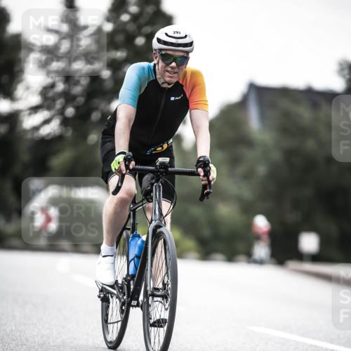 21.06.2026 - 29. Vierlanden-Triathlon H.Heesch http://msf.ph/oto/9912561 21.06.2026 09:56:34 Radfahren 103, 259, 291 meine-sportfotos.de