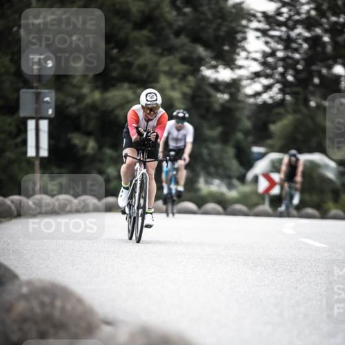 21.06.2026 - 29. Vierlanden-Triathlon H.Heesch http://msf.ph/oto/9912574 21.06.2026 09:56:41 Radfahren 12, 13, 174, 239, 259 meine-sportfotos.de
