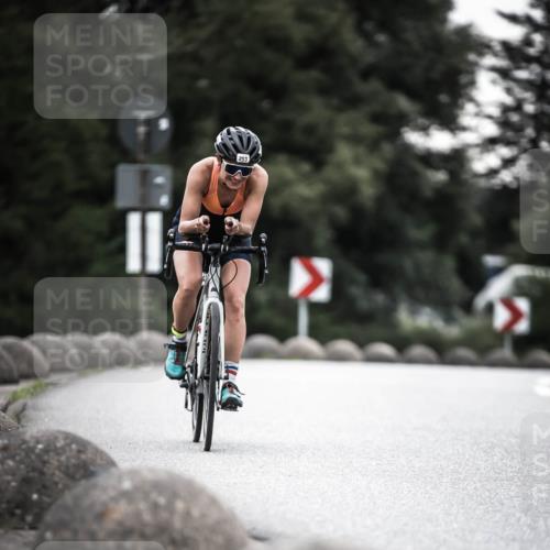 21.06.2026 - 29. Vierlanden-Triathlon H.Heesch http://msf.ph/oto/9912615 21.06.2026 09:57:08 Radfahren 243, 253 meine-sportfotos.de