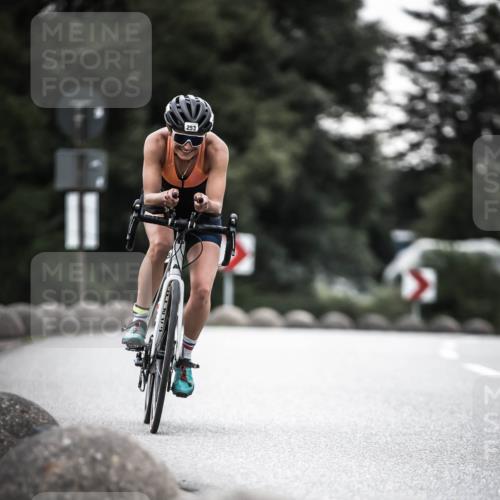 21.06.2026 - 29. Vierlanden-Triathlon H.Heesch http://msf.ph/oto/9912620 21.06.2026 09:57:08 Radfahren 243, 253 meine-sportfotos.de