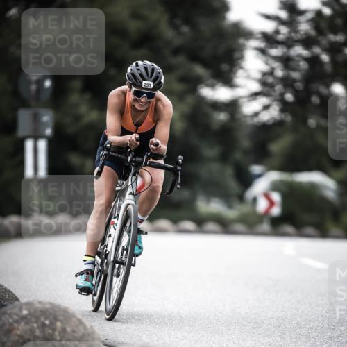 21.06.2026 - 29. Vierlanden-Triathlon H.Heesch http://msf.ph/oto/9912623 21.06.2026 09:57:08 Radfahren 243, 253 meine-sportfotos.de