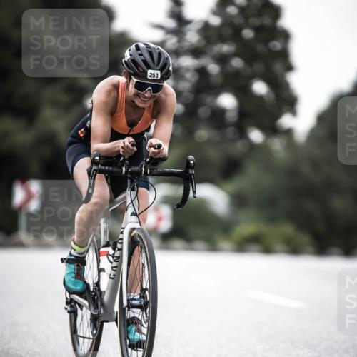 21.06.2026 - 29. Vierlanden-Triathlon H.Heesch http://msf.ph/oto/9912631 21.06.2026 09:57:09 Radfahren 243, 253 meine-sportfotos.de