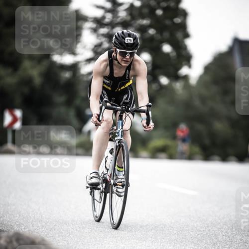 21.06.2026 - 29. Vierlanden-Triathlon H.Heesch http://msf.ph/oto/9912648 21.06.2026 09:57:24 Radfahren 278 meine-sportfotos.de