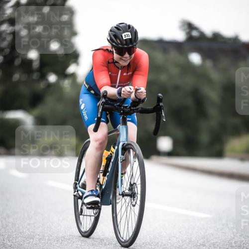 21.06.2026 - 29. Vierlanden-Triathlon H.Heesch http://msf.ph/oto/9912669 21.06.2026 09:57:32 Radfahren 159, 207, 233 meine-sportfotos.de