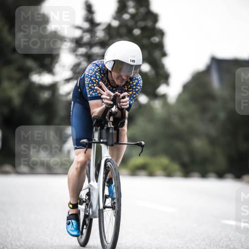 21.06.2026 - 29. Vierlanden-Triathlon H.Heesch http://msf.ph/oto/9912692 21.06.2026 09:57:49 Radfahren 145, 147 meine-sportfotos.de