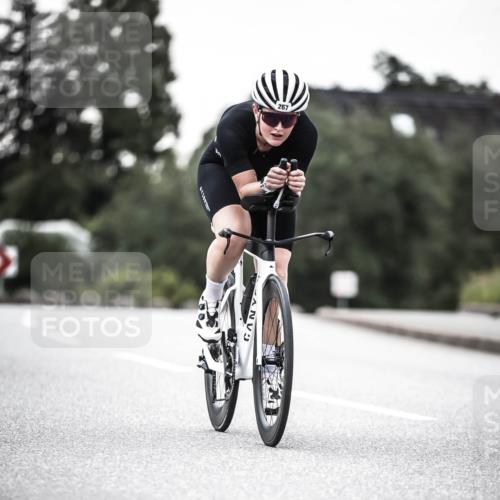 21.06.2026 - 29. Vierlanden-Triathlon H.Heesch http://msf.ph/oto/9912713 21.06.2026 09:58:04 Radfahren 19, 54, 267 meine-sportfotos.de