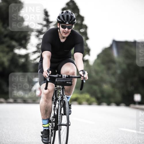21.06.2026 - 29. Vierlanden-Triathlon H.Heesch http://msf.ph/oto/9912716 21.06.2026 09:58:05 Radfahren 19, 54, 267 meine-sportfotos.de