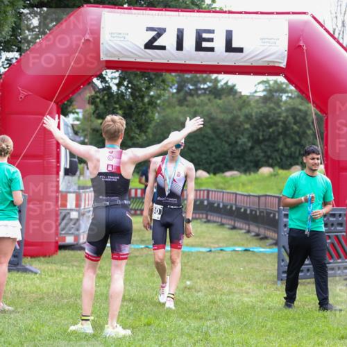 21.06.2026 - 29. Vierlanden-Triathlon Andreas Tolksdorf http://msf.ph/oto/9912940 21.06.2026 10:55:51 Ziel 339 meine-sportfotos.de