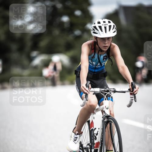 21.06.2026 - 29. Vierlanden-Triathlon H.Heesch http://msf.ph/oto/9927270 21.06.2026 14:56:15 Radfahren 1304 meine-sportfotos.de