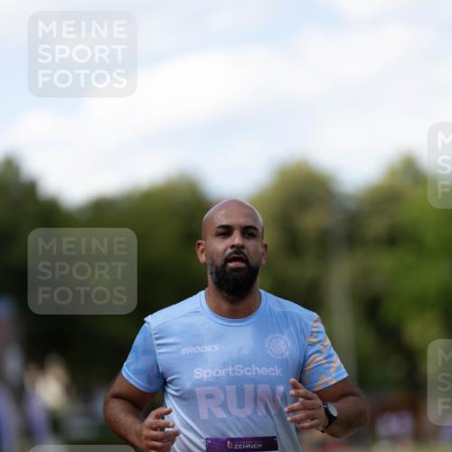 08.08.2026 - Nacht der Zehner Michael Strokosch http://msf.ph/oto/9927383 08.08.2026 14:56:29 Laufen 10, 173, 27 meine-sportfotos.de