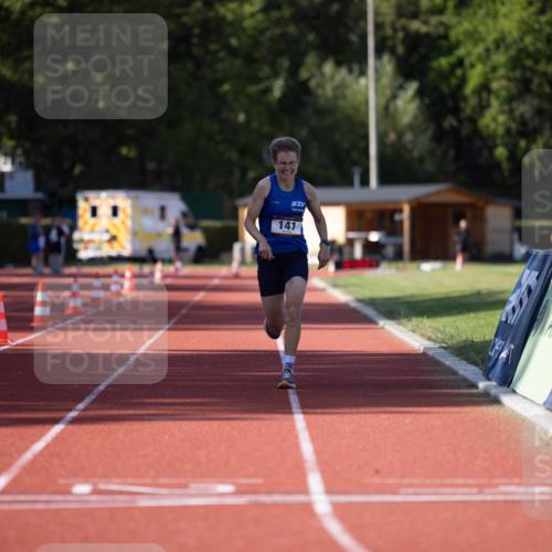 08.08.2026 - Nacht der Zehner Michael Strokosch http://msf.ph/oto/9927748 08.08.2026 16:34:56 Laufen 141 meine-sportfotos.de