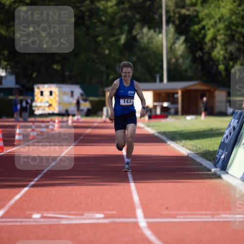 08.08.2026 - Nacht der Zehner Michael Strokosch http://msf.ph/oto/9927749 08.08.2026 16:34:56 Laufen 147 meine-sportfotos.de