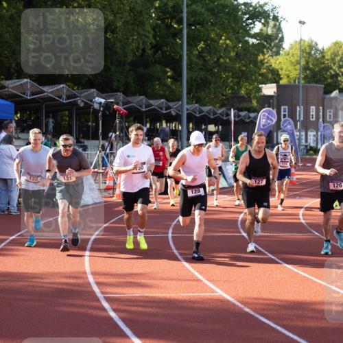 08.08.2026 - Nacht der Zehner Michael Strokosch http://msf.ph/oto/9927873 08.08.2026 17:12:46 Laufen 132, 131, 30, 125, 128, 127, 119, 1888, 126, 114 meine-sportfotos.de