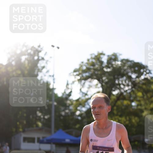 08.08.2026 - Nacht der Zehner Michael Strokosch http://msf.ph/oto/9928007 08.08.2026 17:33:53 Laufen 15 meine-sportfotos.de