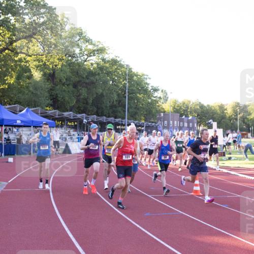08.08.2026 - Nacht der Zehner Michael Strokosch http://msf.ph/oto/9928646 08.08.2026 18:12:21 Laufen 30, 103, 177, 02, 100, 101 meine-sportfotos.de