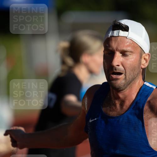 08.08.2026 - Nacht der Zehner Michael Strokosch http://msf.ph/oto/9929025 08.08.2026 18:29:49 Laufen  meine-sportfotos.de