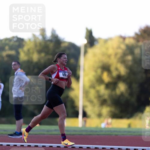 08.08.2026 - Nacht der Zehner Michael Strokosch http://msf.ph/oto/9930309 08.08.2026 19:40:43 Laufen 69 meine-sportfotos.de