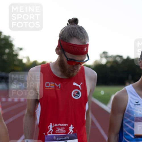 08.08.2026 - Nacht der Zehner Michael Strokosch http://msf.ph/oto/9930582 08.08.2026 20:22:14 Laufen 2335, 048, 267, 10, 34, 28 meine-sportfotos.de