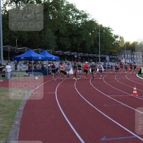 08.08.2026 - Nacht der Zehner Michael Strokosch http://msf.ph/oto/9930659 08.08.2026 20:23:06 Laufen 30, 10, 20, 08 meine-sportfotos.de