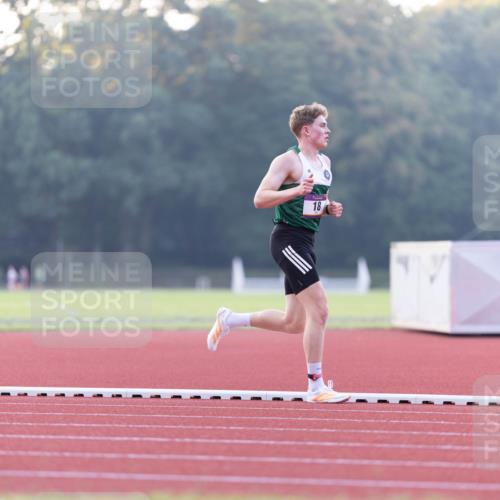08.08.2026 - Nacht der Zehner Michael Strokosch http://msf.ph/oto/9930767 08.08.2026 20:31:05 Laufen 18 meine-sportfotos.de