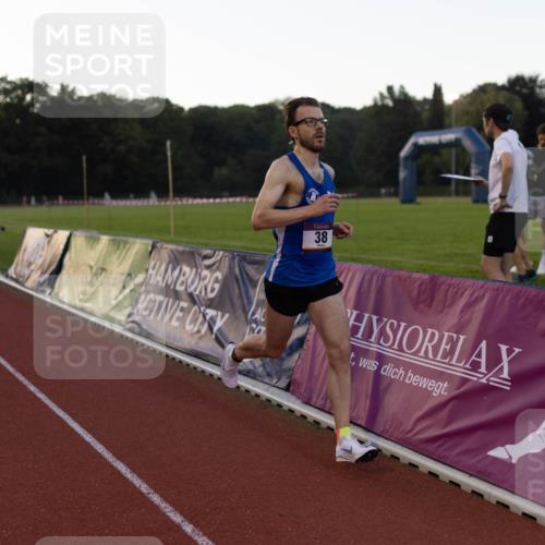 08.08.2026 - Nacht der Zehner Michael Strokosch http://msf.ph/oto/9930950 08.08.2026 20:50:39 Laufen 38 meine-sportfotos.de