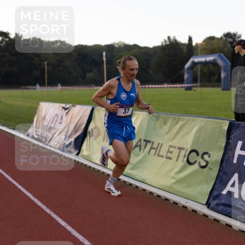 08.08.2026 - Nacht der Zehner Michael Strokosch http://msf.ph/oto/9930972 08.08.2026 20:51:18 Laufen 37 meine-sportfotos.de