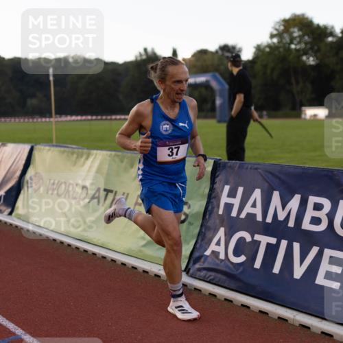08.08.2026 - Nacht der Zehner Michael Strokosch http://msf.ph/oto/9930977 08.08.2026 20:51:18 Laufen 37 meine-sportfotos.de