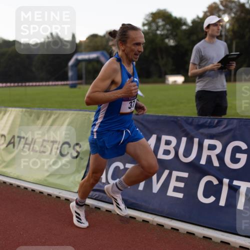 08.08.2026 - Nacht der Zehner Michael Strokosch http://msf.ph/oto/9930980 08.08.2026 20:51:19 Laufen 31 meine-sportfotos.de