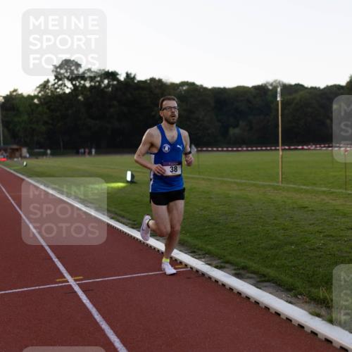 08.08.2026 - Nacht der Zehner Michael Strokosch http://msf.ph/oto/9930987 08.08.2026 20:52:04 Laufen 38 meine-sportfotos.de