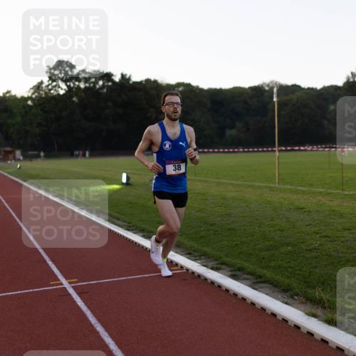 08.08.2026 - Nacht der Zehner Michael Strokosch http://msf.ph/oto/9930988 08.08.2026 20:52:04 Laufen 38 meine-sportfotos.de