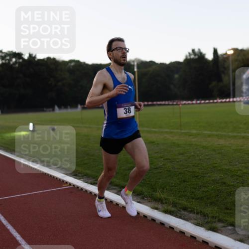 08.08.2026 - Nacht der Zehner Michael Strokosch http://msf.ph/oto/9930995 08.08.2026 20:52:04 Laufen 38 meine-sportfotos.de