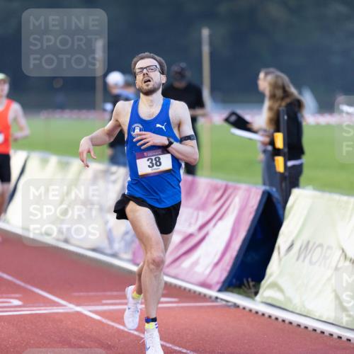 08.08.2026 - Nacht der Zehner Michael Strokosch http://msf.ph/oto/9931103 08.08.2026 20:57:23 Laufen 38 meine-sportfotos.de