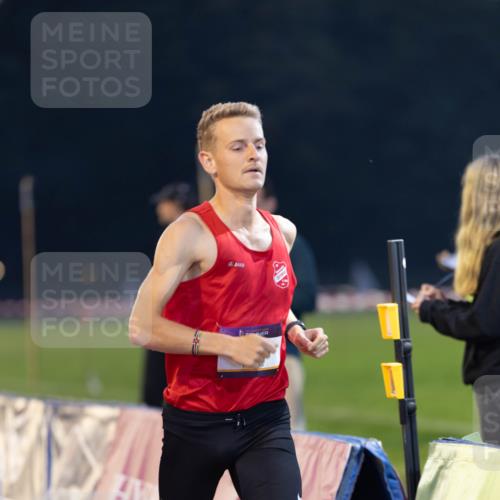 08.08.2026 - Nacht der Zehner Michael Strokosch http://msf.ph/oto/9931182 08.08.2026 21:19:40 Laufen  meine-sportfotos.de