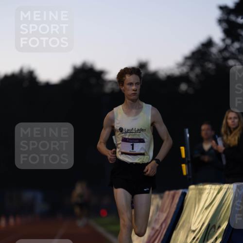 08.08.2026 - Nacht der Zehner Michael Strokosch http://msf.ph/oto/9931187 08.08.2026 21:20:44 Laufen  meine-sportfotos.de