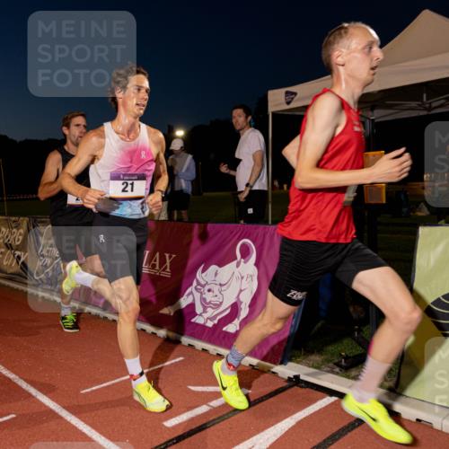 08.08.2026 - Nacht der Zehner Michael Strokosch http://msf.ph/oto/9931286 08.08.2026 21:35:06 Laufen 10, 21 meine-sportfotos.de