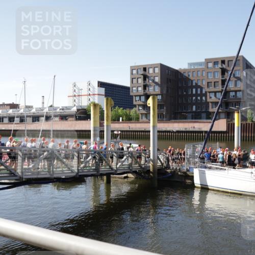 09.08.2026 - GEWOBA Citytriathlon Bremen Yannick Fuchs http://msf.ph/oto/9931421 09.08.2026 09:56:29 Schwimmen  meine-sportfotos.de