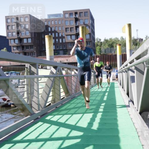 09.08.2026 - GEWOBA Citytriathlon Bremen Yannick Fuchs http://msf.ph/oto/9931683 09.08.2026 10:15:34 Schwimmen 293, 296, 329, 339, 360, 376, 377, 383, 394, 400, 427 meine-sportfotos.de