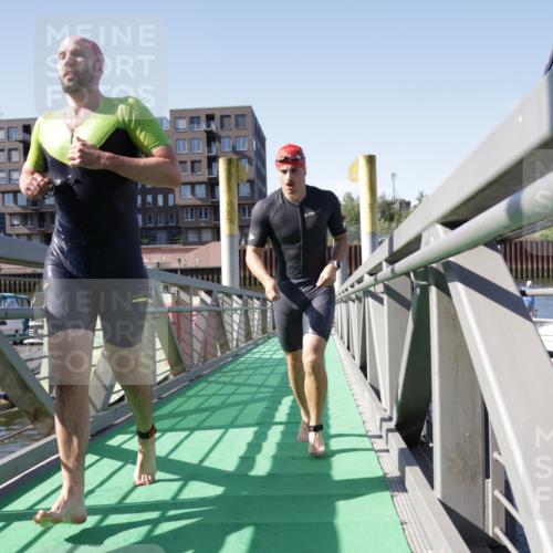 09.08.2026 - GEWOBA Citytriathlon Bremen Yannick Fuchs http://msf.ph/oto/9931689 09.08.2026 10:15:38 Schwimmen 293, 296, 329, 339, 360, 376, 377, 383, 400, 427 meine-sportfotos.de