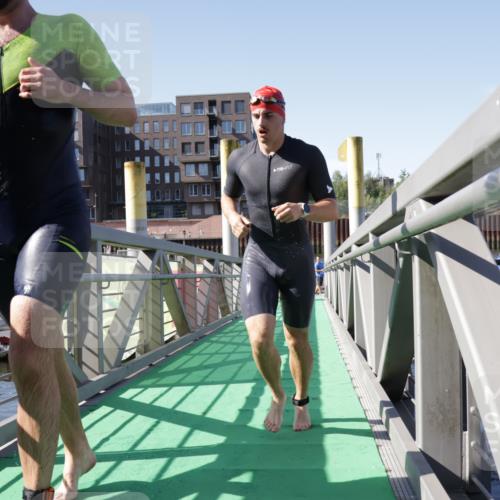 09.08.2026 - GEWOBA Citytriathlon Bremen Yannick Fuchs http://msf.ph/oto/9931691 09.08.2026 10:15:39 Schwimmen 290, 293, 296, 329, 339, 360, 376, 377, 383, 400 meine-sportfotos.de