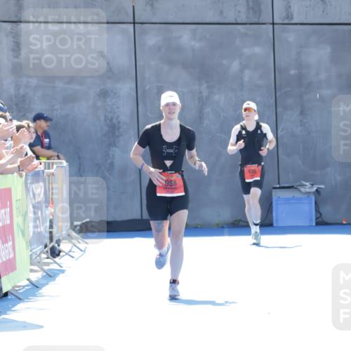 09.08.2026 - GEWOBA Citytriathlon Bremen Yannick Fuchs http://msf.ph/oto/9931732 09.08.2026 14:32:58 Ziel  meine-sportfotos.de