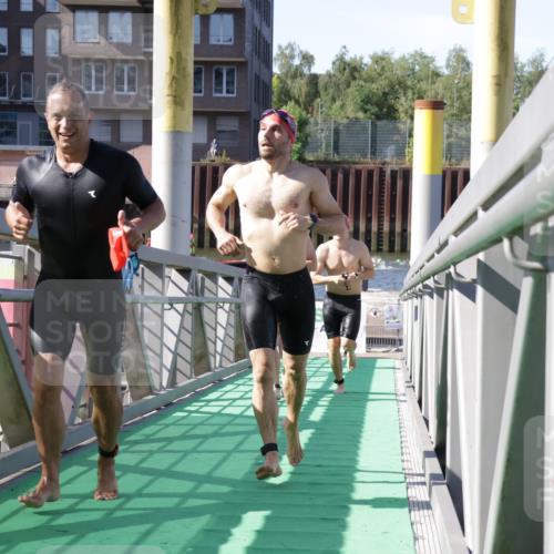 09.08.2026 - GEWOBA Citytriathlon Bremen Yannick Fuchs http://msf.ph/oto/9931794 09.08.2026 10:17:03 Schwimmen 295, 313, 319, 327, 364, 369, 392, 447, 463 meine-sportfotos.de