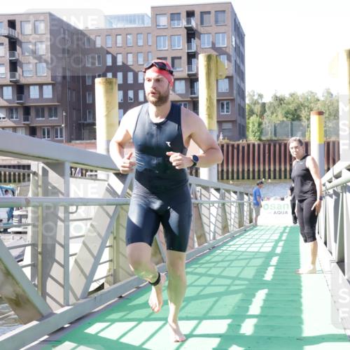 09.08.2026 - GEWOBA Citytriathlon Bremen Yannick Fuchs http://msf.ph/oto/9931873 09.08.2026 10:18:38 Schwimmen 311, 317, 320, 334, 337, 355 meine-sportfotos.de