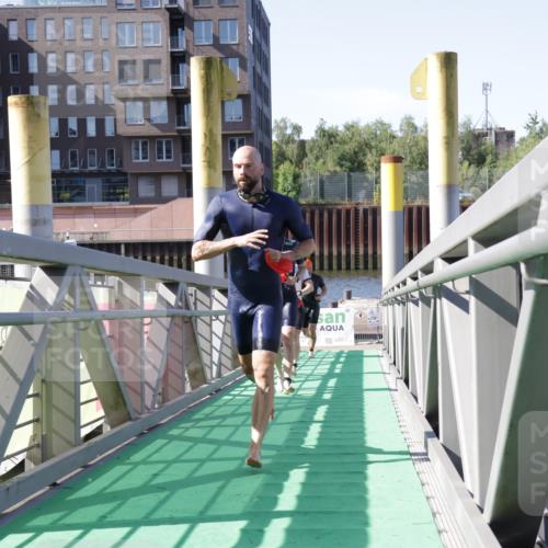 09.08.2026 - GEWOBA Citytriathlon Bremen Yannick Fuchs http://msf.ph/oto/9931912 09.08.2026 10:19:18 Schwimmen 304, 366, 374, 382, 406, 516, 519, 520 meine-sportfotos.de