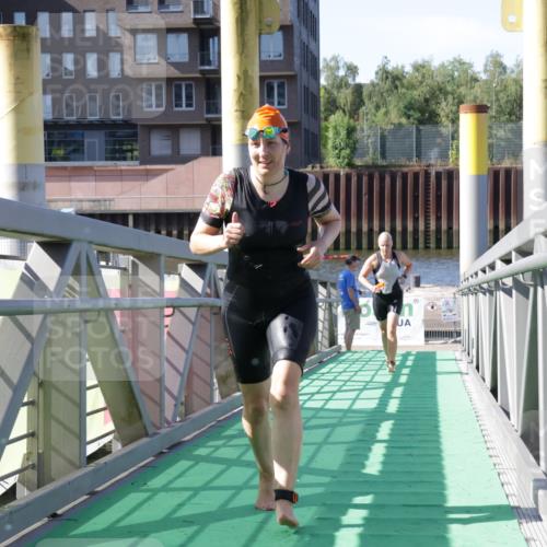 09.08.2026 - GEWOBA Citytriathlon Bremen Yannick Fuchs http://msf.ph/oto/9931966 09.08.2026 10:19:47 Schwimmen 344, 407, 430, 445, 456, 490, 497, 515, 517 meine-sportfotos.de