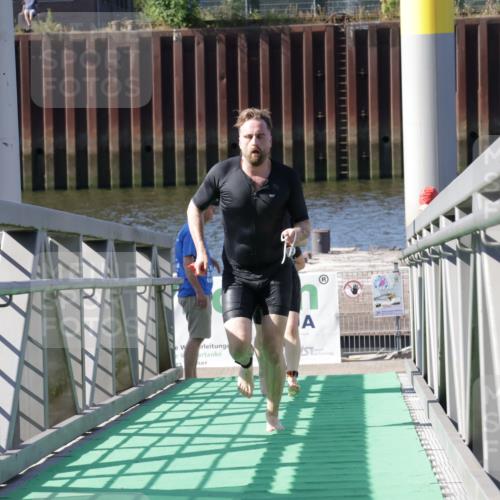 09.08.2026 - GEWOBA Citytriathlon Bremen Yannick Fuchs http://msf.ph/oto/9931984 09.08.2026 10:20:01 Schwimmen 324, 445, 482, 497, 528 meine-sportfotos.de
