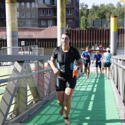 09.08.2026 - GEWOBA Citytriathlon Bremen Yannick Fuchs http://msf.ph/oto/9931991 09.08.2026 10:20:22 Schwimmen 292, 330, 385, 399, 454, 482, 489, 500 meine-sportfotos.de